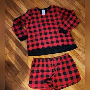 Misses Carter's Red and Black Checkered Top & Shorts Pajamas Size XL NWT 🎁🎁